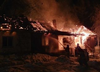 Sobolów. Mężczyzna w pożarze stracił dach nad głową. Trwa zbiórka środków na remont
