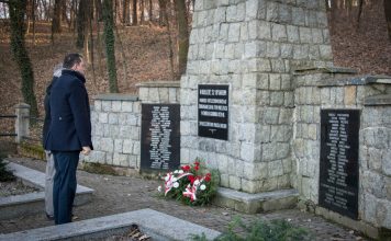 Bochnia. Uczczono pamięć ofiar mordu na Uzborni – ZDJĘCIA