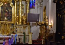 Ruszyła zrzutka na zakup nowych ekranów do wyświetlania tekstów pieśni w bocheńskiej Bazylice