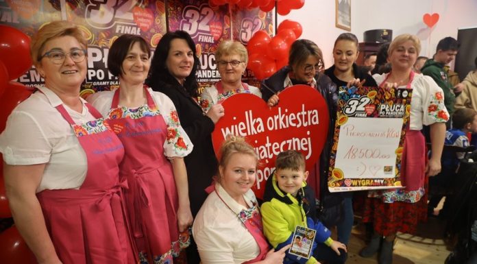 WOŚP w Niepołomicach „na deser”! – ZDJĘCIA