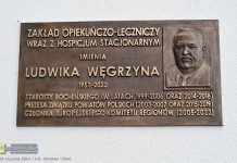 Ludwik Węgrzyn patronem Zakładu Opiekuńczo-Leczniczego w Bochni. Odsłonięto tablicę – ZDJĘCIA