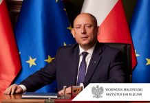 Wojewoda rozsierdził parafian z Łąkty. „To ingerencja w nasze życie religijne”