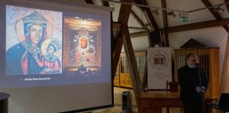 Muzeum. Wykład o rodzajach przedstawień Matki Bożej – ZDJĘCIA