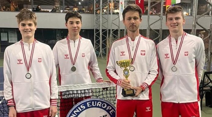 Tenis. Antek Kasperski powalczy o medal drużynowych mistrzostw Europy U16