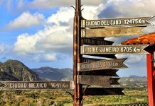 Noc w Bibliotece. „Wszystkie kolory świata, czyli biblioteczne wojaże”