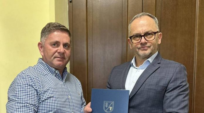 Gmina Bochnia. Podpisano umowę na budowę kanalizacji w Damienicach, Proszówkach i Gierczycach