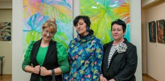 Biblioteka. Wernisaż wystawy „Botaniczne impresje” – ZDJĘCIA