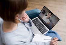 🔸 Dermatolog online – dlaczego warto skorzystać z jego usług?