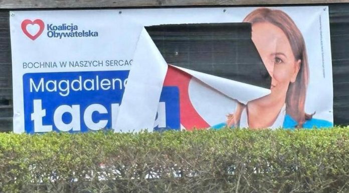 Koalicja Obywatelska zawiadomiła policję o serii dewastacji materiałów wyborczych Magdaleny Łacnej