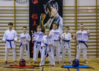 5 pucharów młodych bocheńskich karateków