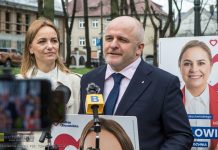 Bochnia. Poseł Paweł Kowal zachęcał do głosowania na Magdalenę Łacną – WIDEO