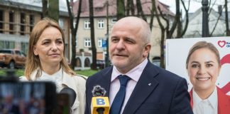 Bochnia. Poseł Paweł Kowal zachęcał do głosowania na Magdalenę Łacną – WIDEO
