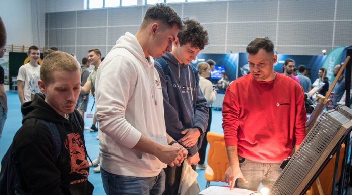 III Targi Pracy w Zespole Szkół Nr 1 w Bochni – ZDJĘCIA