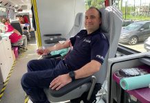 Akcja krwiodawstwa w brzeskiej komendzie. 24 osoby oddały prawie 11 litrów krwi – ZDJĘCIA