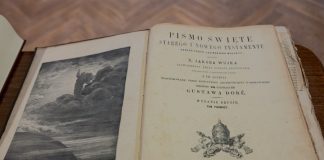 Czwartkowe Spotkanie Muzealne. Wykład o Biblii Jakuba Wujka – ZDJĘCIA