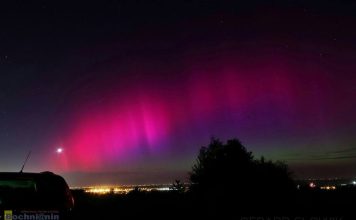 Intensywna zorza widziana z Bocheńszczyzny – ZDJĘCIA