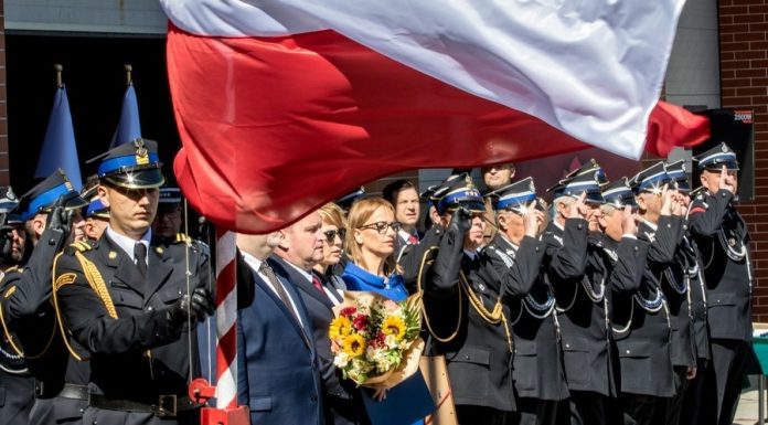 Dzień Strażaka w Bochni. Awanse i odznaczenia – ZDJĘCIA, LISTA