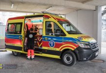 Nowa karetka dla bocheńskiego szpitala. Trafi do ZRM w Muchówce – ZDJĘCIA