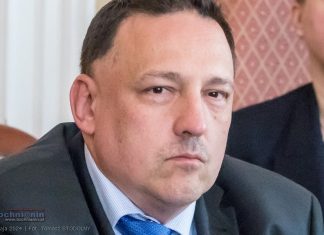 Rada Powiatu w Bochni. Wybrano składy komisji – jedynym przewodniczącym z PiS został niespodziewanie Tomasz Całka