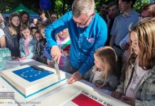 Tort i rodzinne atrakcje. Niepołomice świętowały 20 lat Polski w UE – ZDJĘCIA, WIDEO