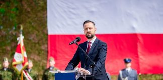 Wicepremier Kosiniak-Kamysz w Brzesku: „Racją stanu Polski jest być w UE i NATO” – ZDJĘCIA