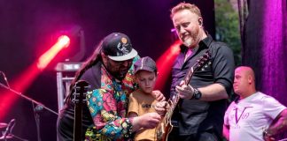 💥📸🎞 Tak się bawi Wiśnicz! Koncert zespołu PIERSI – WIDEO
