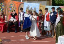 Piknik Rodzinny w „Ochronce”. Przekazano tablety, z których korzystali radni – ZDJĘCIA