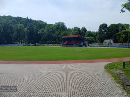 Stadion przy Parkowej w Bochni. Jest szansa na kompromis między piłkarzami a biegaczami