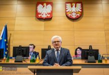 Sejmik Małopolski. Józef Gawron i Piotr Ćwik odeszli z PiS