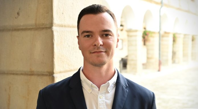 Przewodniczący Rady Miejskiej w Niepołomicach Paweł Lasek: „Liczę na merytoryczne dyskusje, a nie uprawianie polityki” – WYWIAD