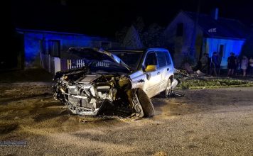 Wypadek w Brzeźnicy. Kierowca miał ponad 2,5 promila – ZDJĘCIA, WIDEO