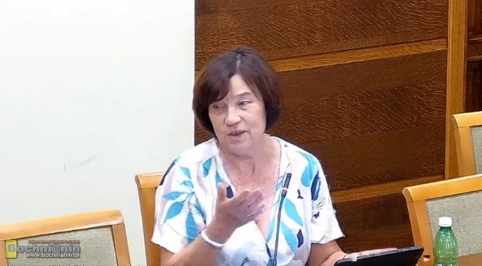 Bochnia. Radna zaproponowała aby sesje rozpoczynać wezwaniem do Ducha Świętego