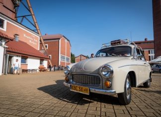 Syrenka 105 Gwiazdą Zlotu Pojazdów Zabytkowych