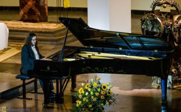 40 lat parafii św. Pawła Apostoła w Bochni. Koncert Jakuba Kuszlika – ZDJĘCIA
