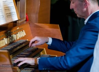 Bochnia. Koncert Ireneusza Wyrwy na 40 lat parafii św. Pawła Apostoła – ZDJĘCIA