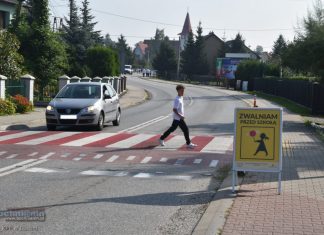 Powiat bocheński. Policyjne akcje „Bezpieczna droga do szkoły” i „Zwalniam przed szkołą” – ZDJĘCIA