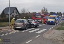 Wypadek w Łąkcie Górnej. Pięć osób poszkodowanych, w tym troje dzieci
