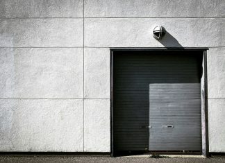 🔸 Garaże blaszane w Małopolsce – praktyczne wskazówki przed zakupem