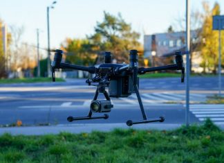 Bochnia. Dron sprawdzał stosowanie się do znaku „STOP”