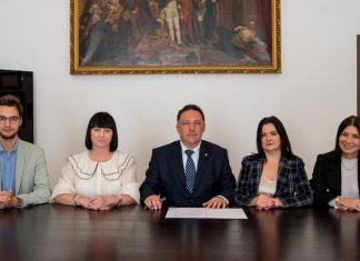 Rada Powiatu. Tomasz Całka dołączył do koalicji