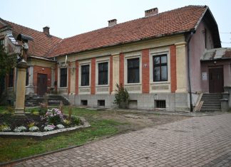 Rzezawa. Zmiana przeznaczenia dotacji: prawie pół miliona złotych pójdzie na remont budynków parafialnych