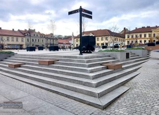 Przy schodach na Rynku w Bochni mają zostać zamontowane balustrady