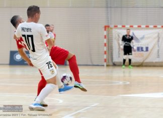 Emocje do ostatniej sekundy! Wyjazdowy remis BSF z Widzewem Łódź 4:4 – SKRÓT WIDEO