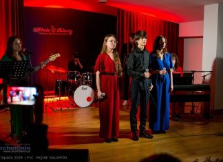 Bochnia. Zaduszki Muzyczne artystów Fundacji „Młode Talenty” – ZDJĘCIA