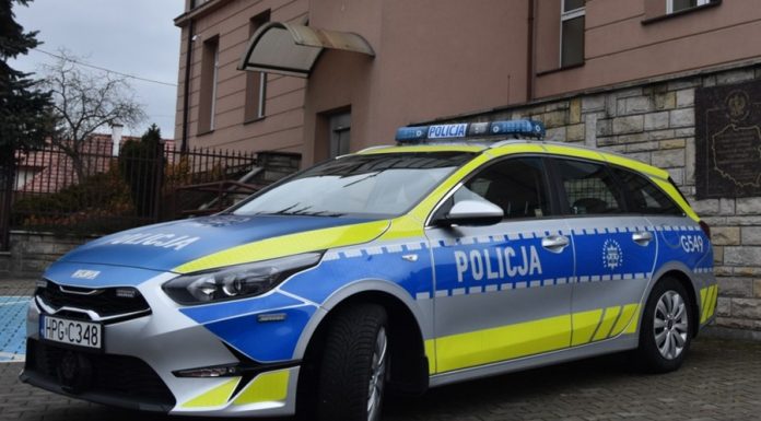 Bocheńska policja otrzymała nowy oznakowany radiowóz