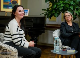 Biblioteka w Bochni. Promocja książki Emilii Grabowskiej – ZDJĘCIA