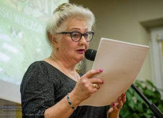 Biblioteka w Bochni. Otwarcie wystawy i wieczór poezji Anny Gaudnik – ZDJĘCIA