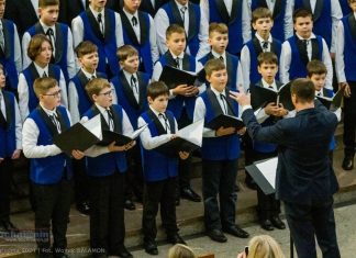 Bochnia. „Wspólne Bochnian Kolędowanie” z chórem Pueri Cantores Sancti Nicolai – ZDJĘCIA
