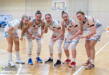 Fatum przełamane. Wisła Kraków zdemolowana w 4. kwarcie, Bochnia w fotelu lidera! – ZDJĘCIA, WIDEO