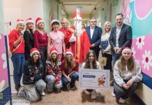 Święty Mikołaj odwiedził dzieci w bocheńskim szpitalu – ZDJĘCIA